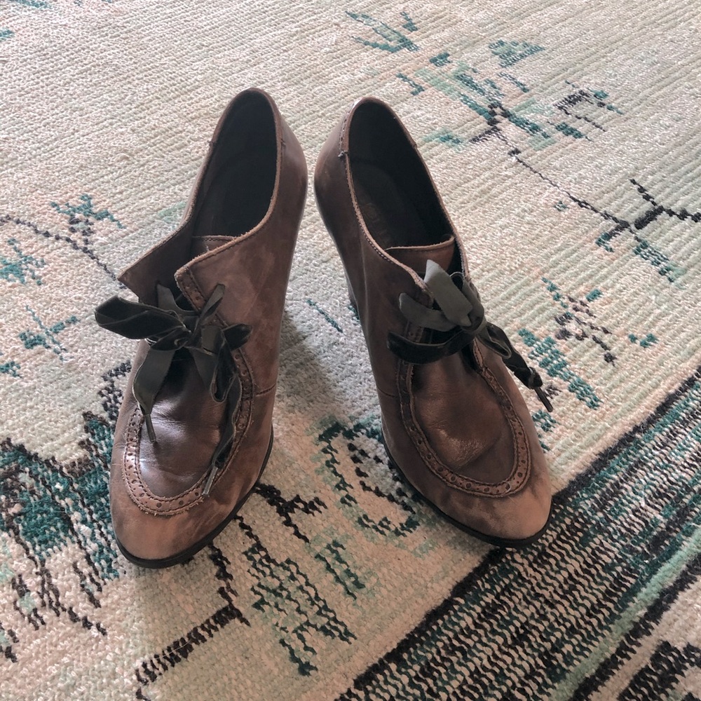 Born Brown Leather Heels